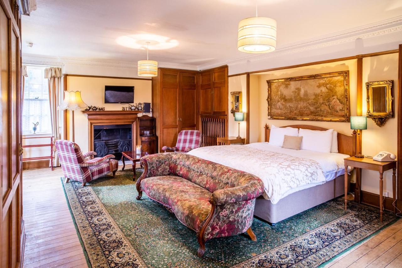 Dalmunzie Castle Hotel Spittal of Glenshee Экстерьер фото