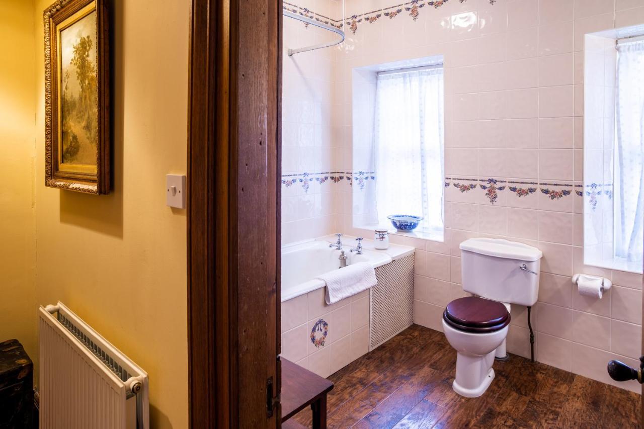 Dalmunzie Castle Hotel Spittal of Glenshee Экстерьер фото