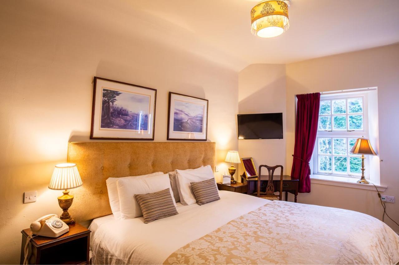 Dalmunzie Castle Hotel Spittal of Glenshee Экстерьер фото