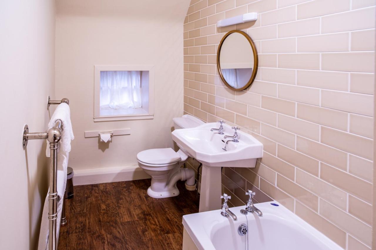 Dalmunzie Castle Hotel Spittal of Glenshee Экстерьер фото