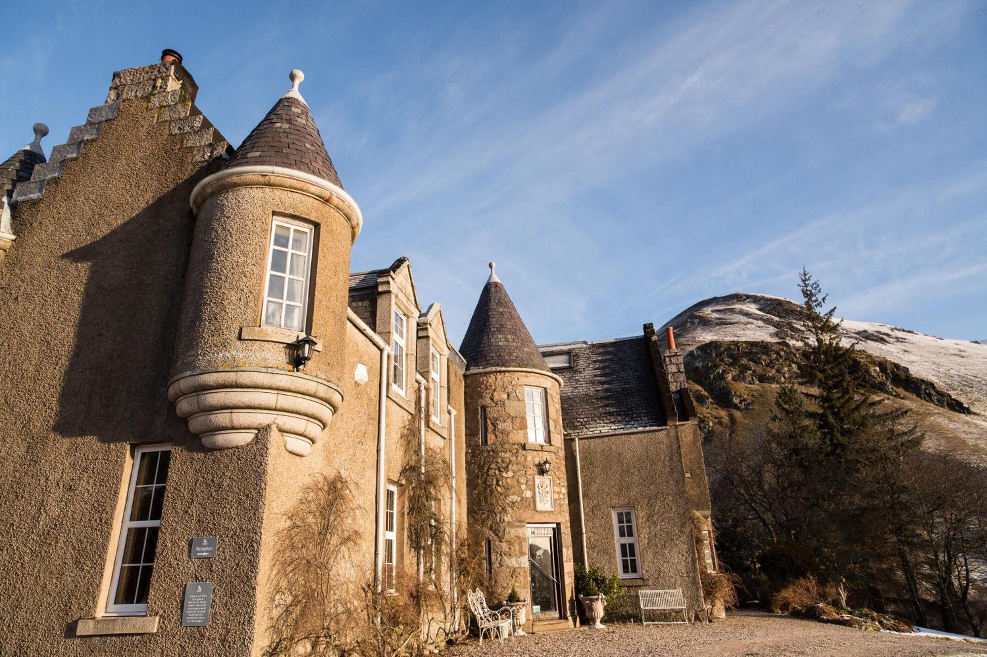 Dalmunzie Castle Hotel Spittal of Glenshee Экстерьер фото